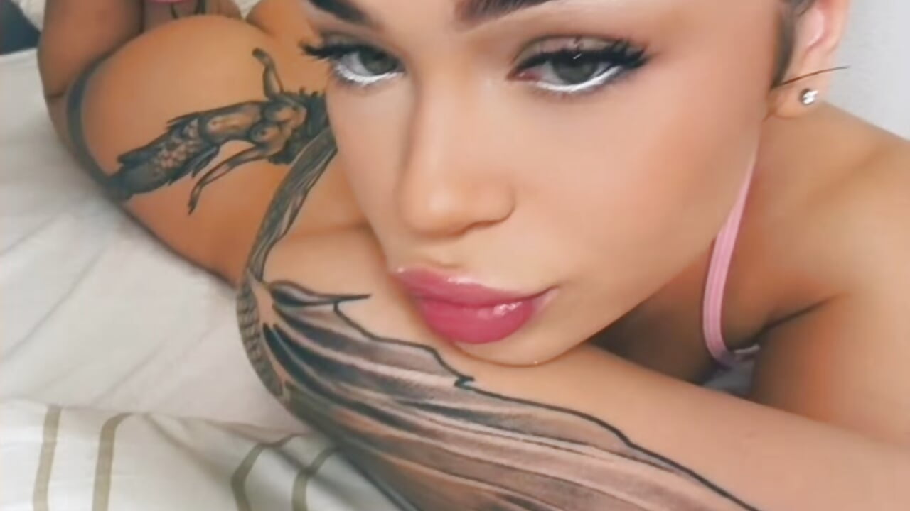 😚 – video modela na kameri nickybenzz