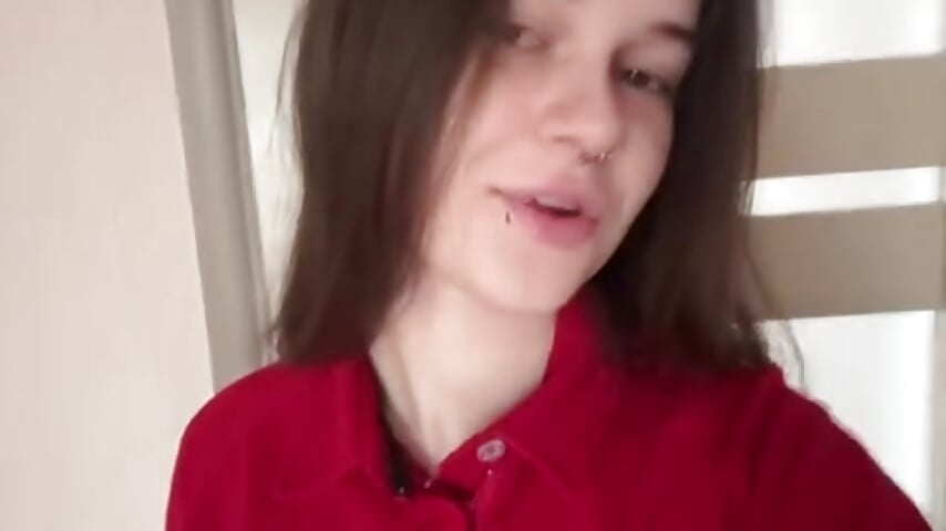 My little lipstick🥰 - vidéo du modèle de showcams LaimaCome