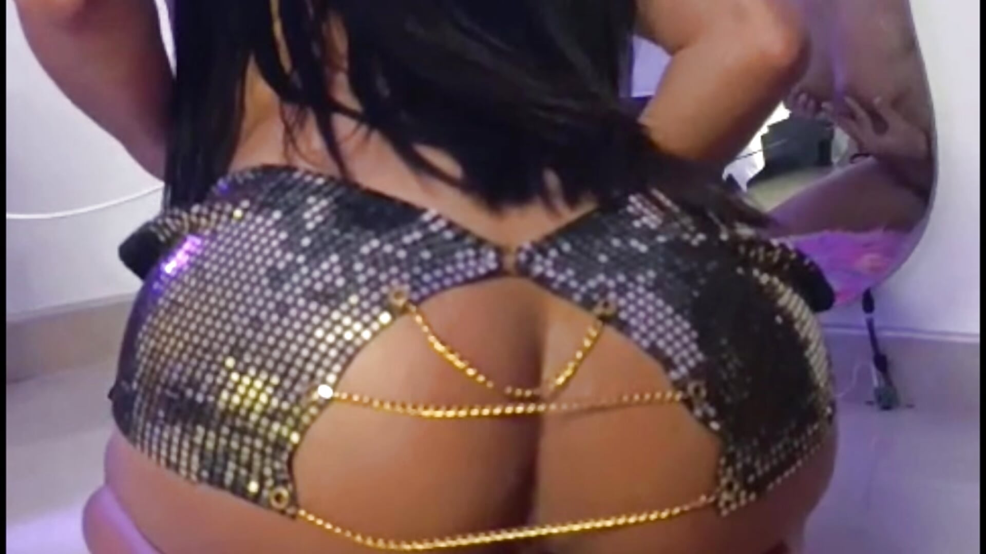Hot Bounce ass😈🔥