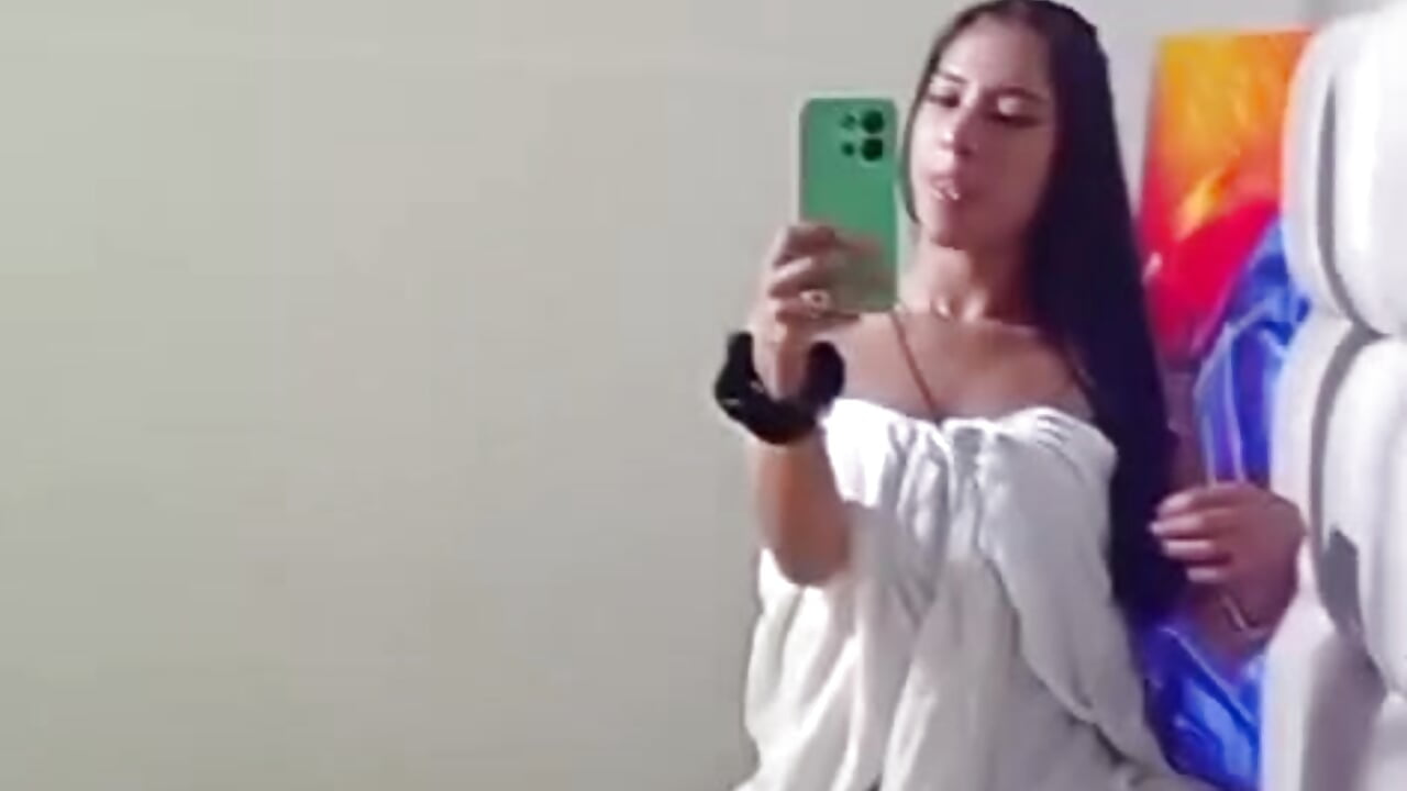 🧁🍭 - video di Dara_Bravoo modella di cam
