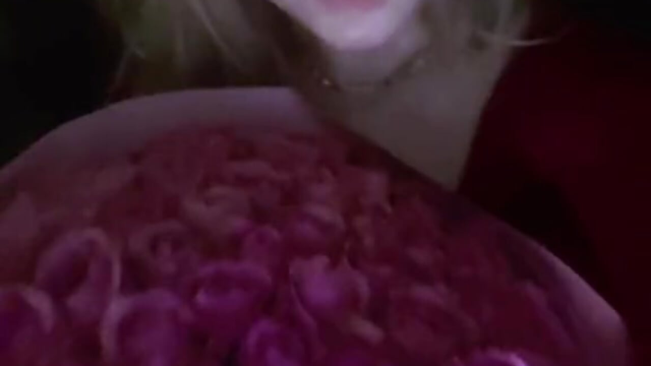 I love - video by Lulu_Dii