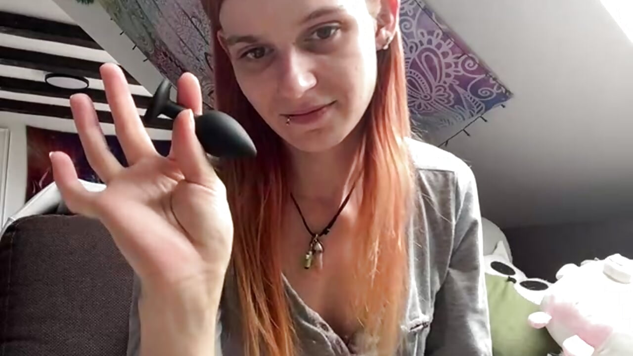 🔥Show my Hairy pussy and anal Plug 🔥