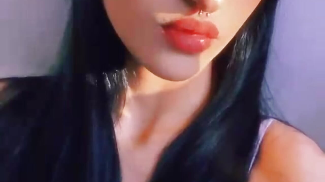 Hi World - video av Tokiio_williams cam-modell