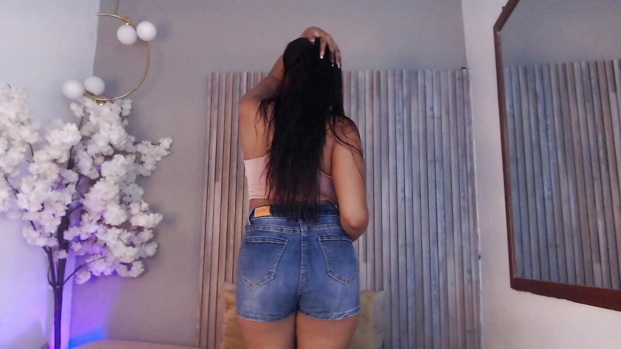 HELLO GUYS IM LUNA💓💓 - video van Naughty_Luna1 cam-model