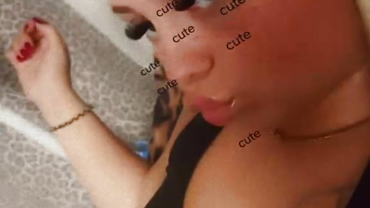 me x - video by Chantellebx