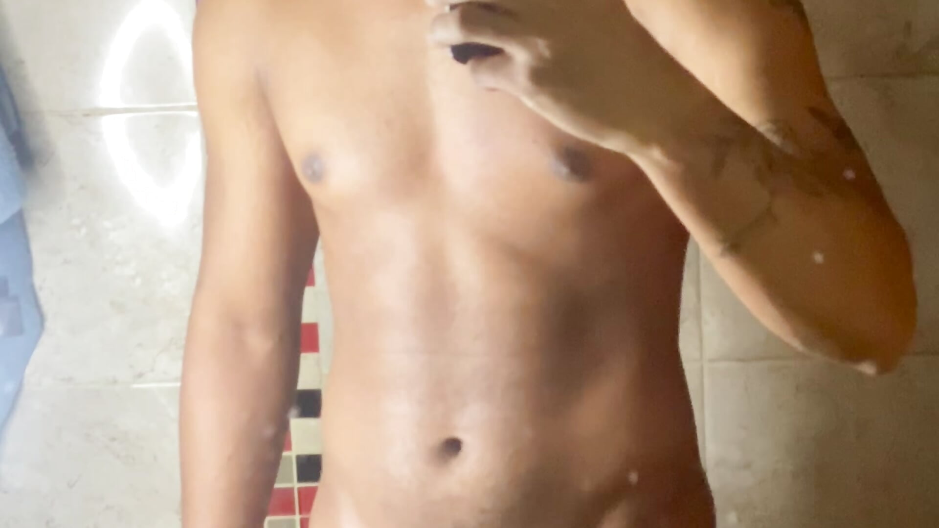Palanca 🔞 - סרטון של pressstartandplay, דוגמן/ית מצלמה
