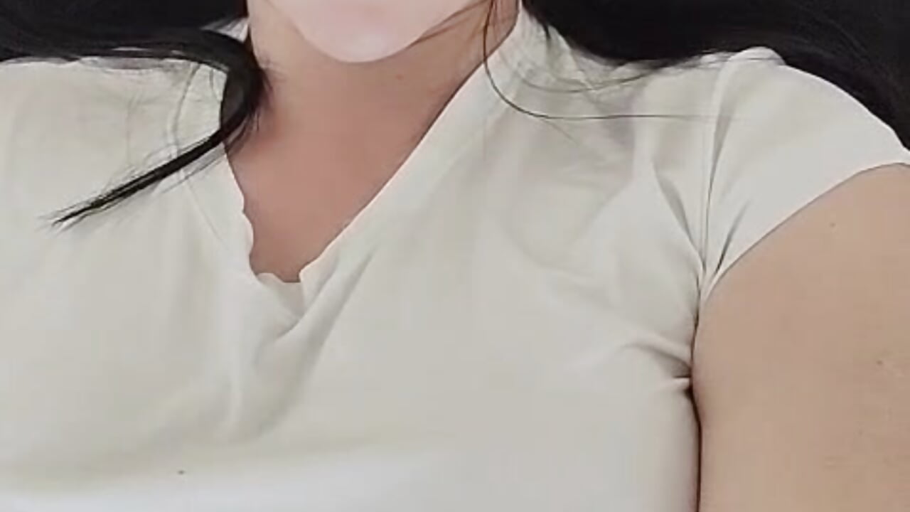 What would you whisper in my ear if you were standing next to me? 🤭💋 - MyaAmstrong主播的视频