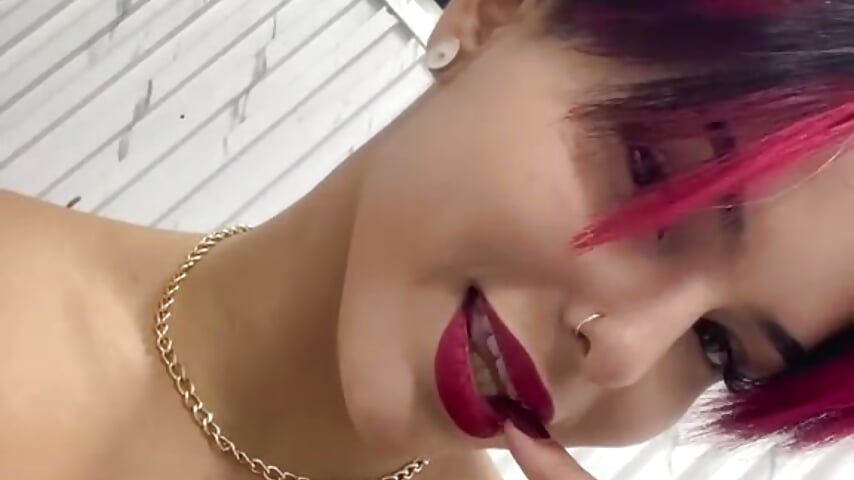 profile-intro-video-1786043631 – video modela na kameri hemma_vg
