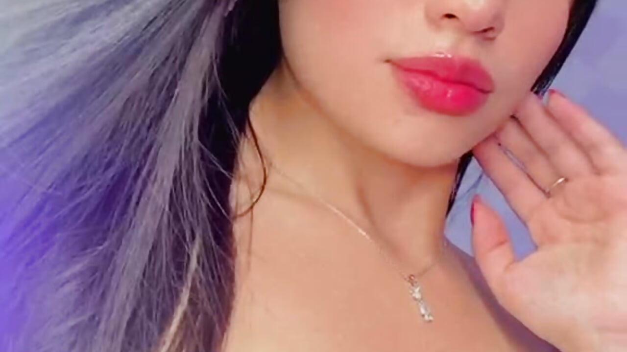 Me♥ – video modela na kameri im_atenea