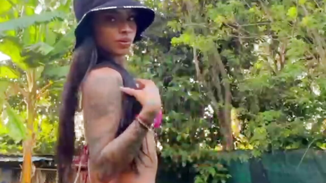 Natural Beauty ​🌱​​✨​ - Vídeo de katalella_bennet, modelo de vídeos
