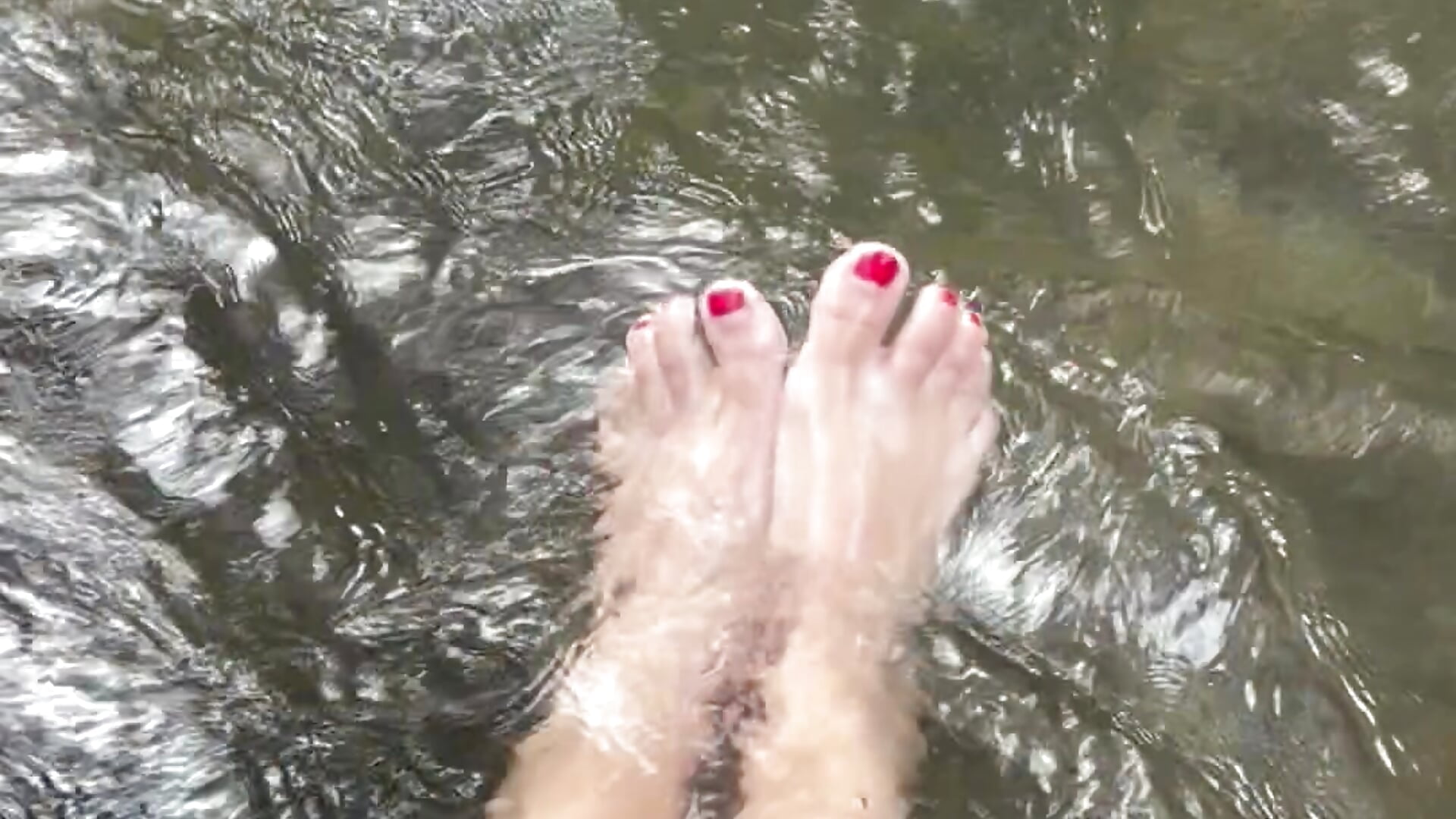 Feet 🦶🦶 - vidéo du modèle de showcams Fortunaa_