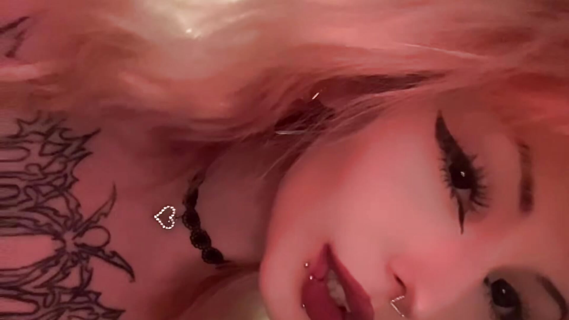 hehe – video od webkamerové modelky Candy_Blush
