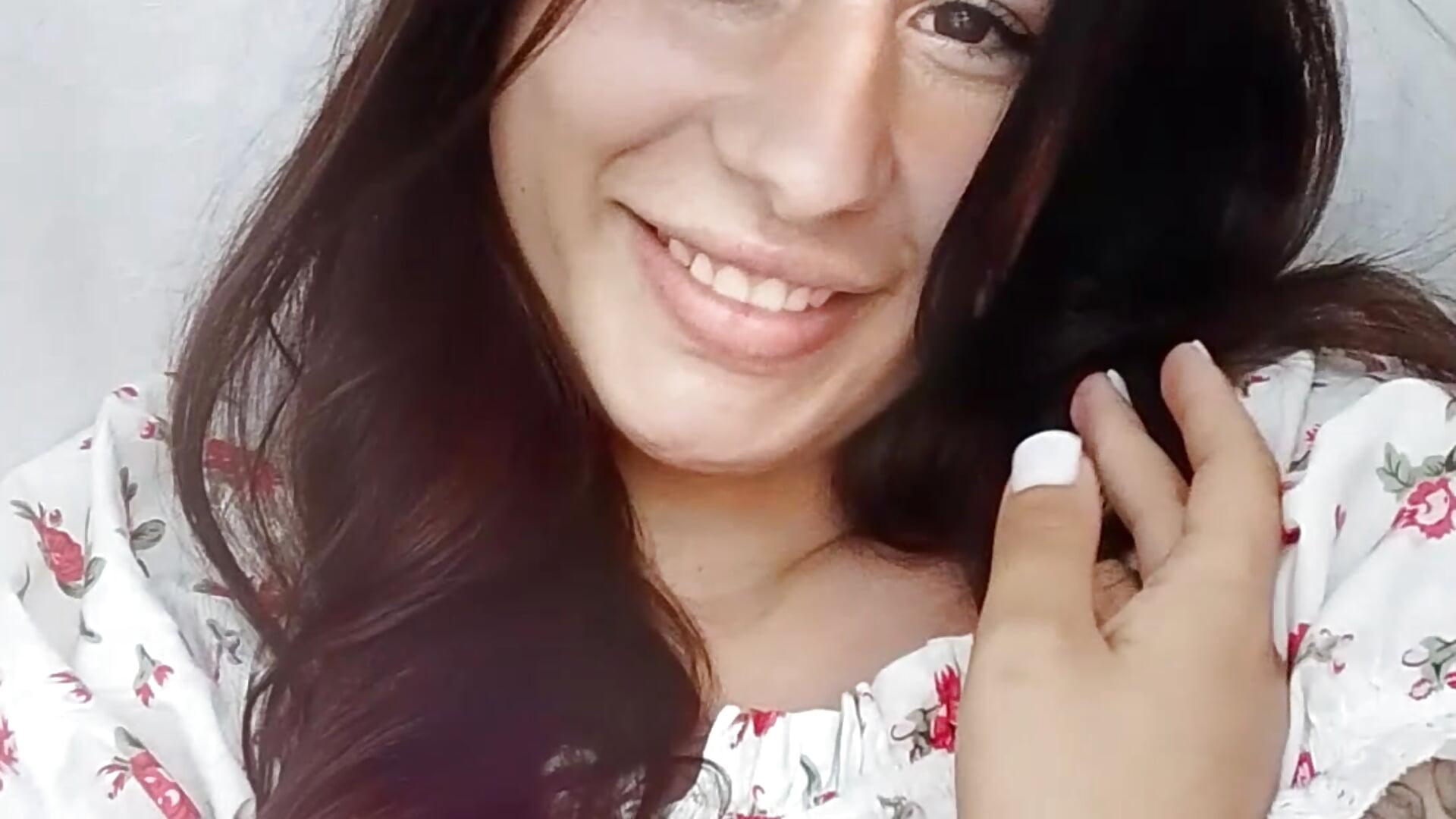 Air kiss - clip cu ShakiraShark model videochat