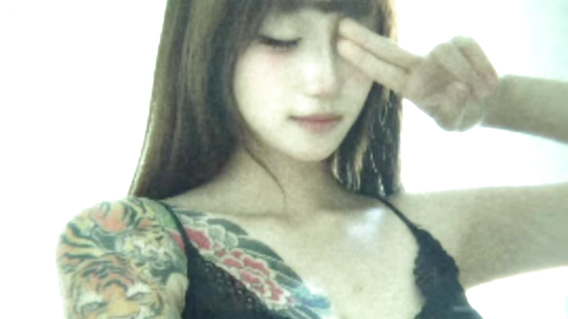 昧昧 - video by ZX-521 cam model