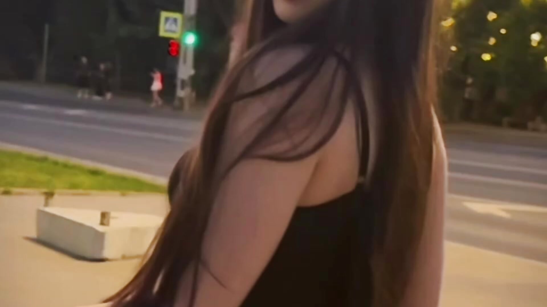 Nigth walk - video di EmiliMonre modella di cam