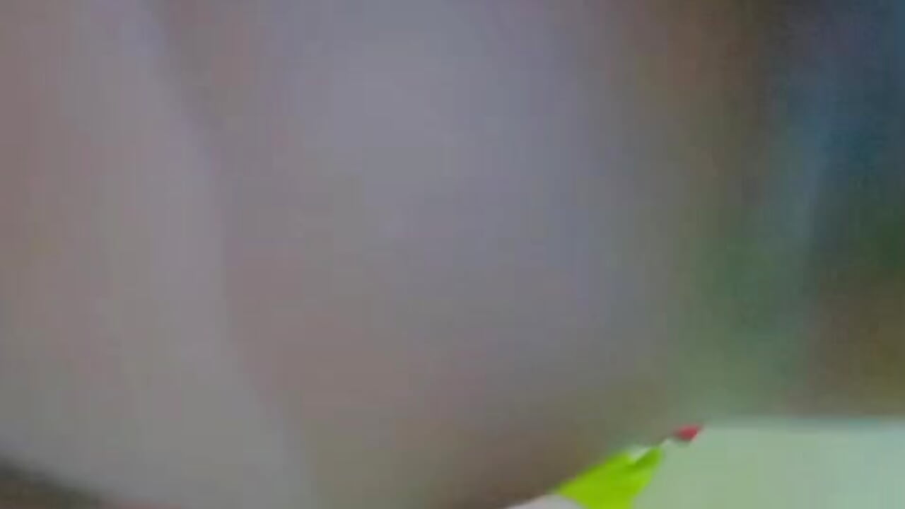 Fingering pussy while arching - 視頻由 petitegirl31 主播提供