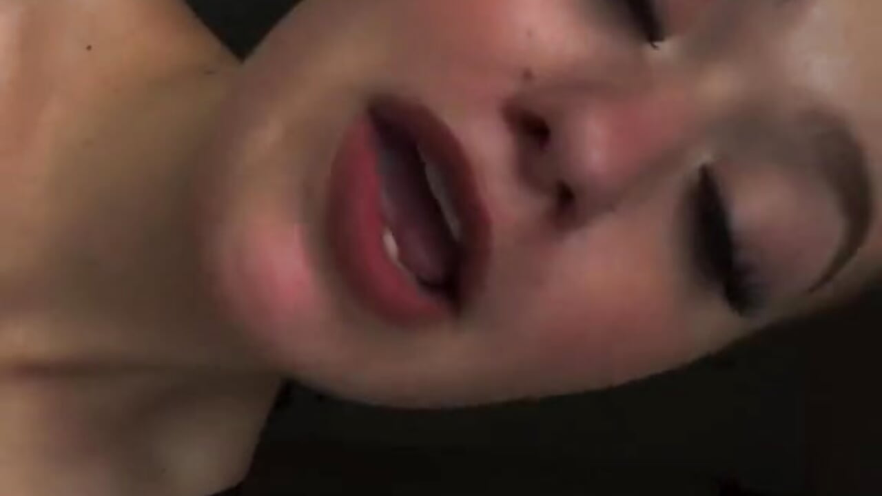 1f69e3b40e340a742d4b194a1d786c55 - video by TinaSelin
