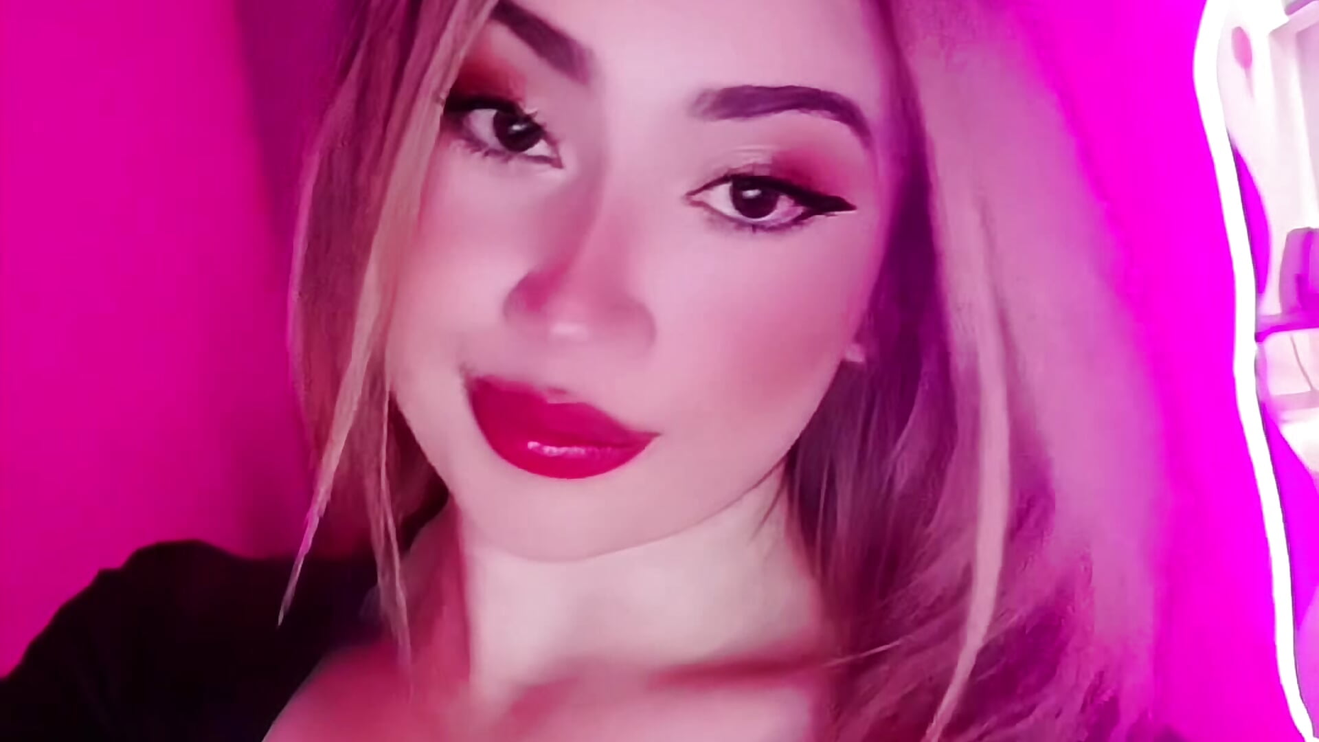 welcome love  / bienvenido amor - vídeo de la modelo de cam LilyMoon2