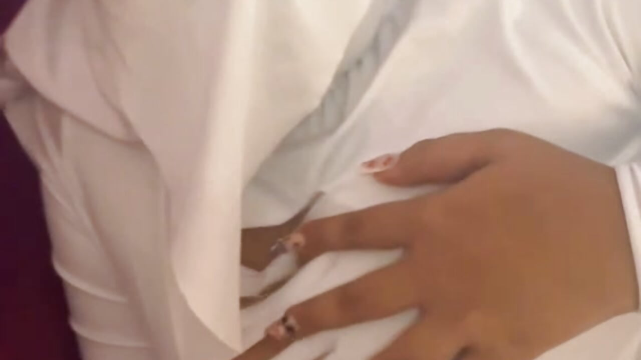welcome   مرحباً – video modela na kameri juli_thali