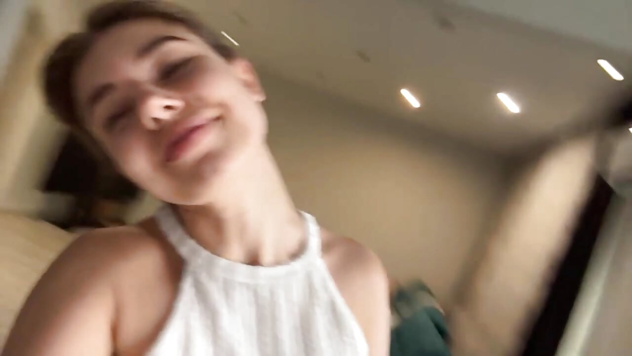 Stripchat (5) - clip cu KelleeMonceaux model videochat