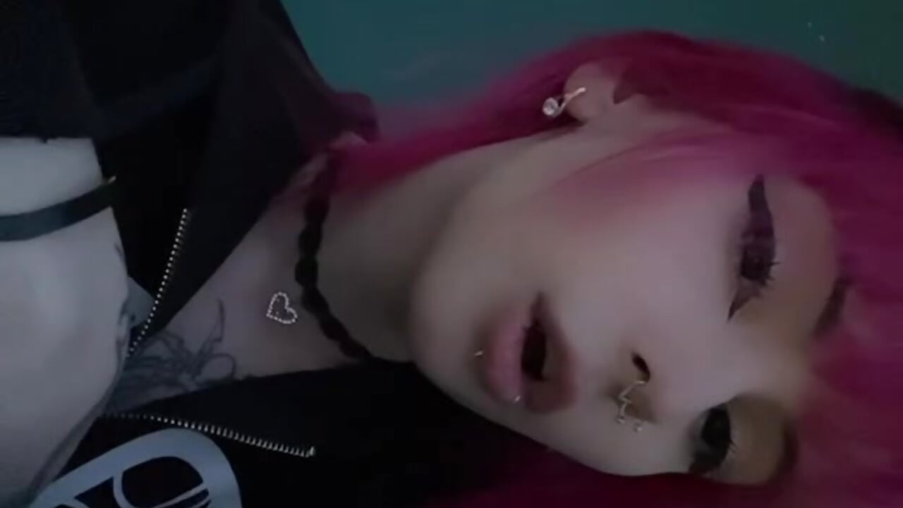 dreaming girl 💫 - video by MiaBunnyKiss cam model
