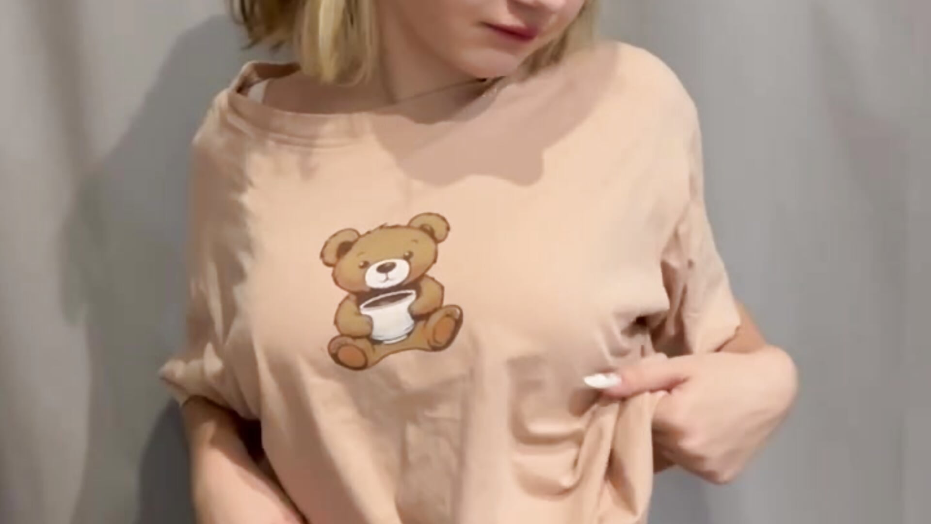 Сutie me and teddy^^ - video by MilaniSummer cam model