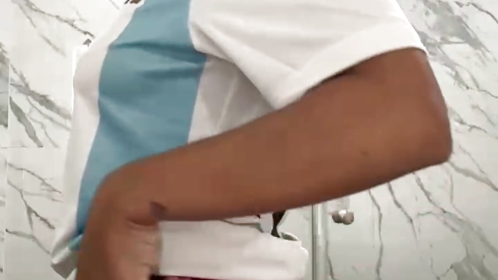 antes de bañarme me saque la ropita unite a mi club de fans para verme como me baño – video modela na kameri Amorsinfiltros1210