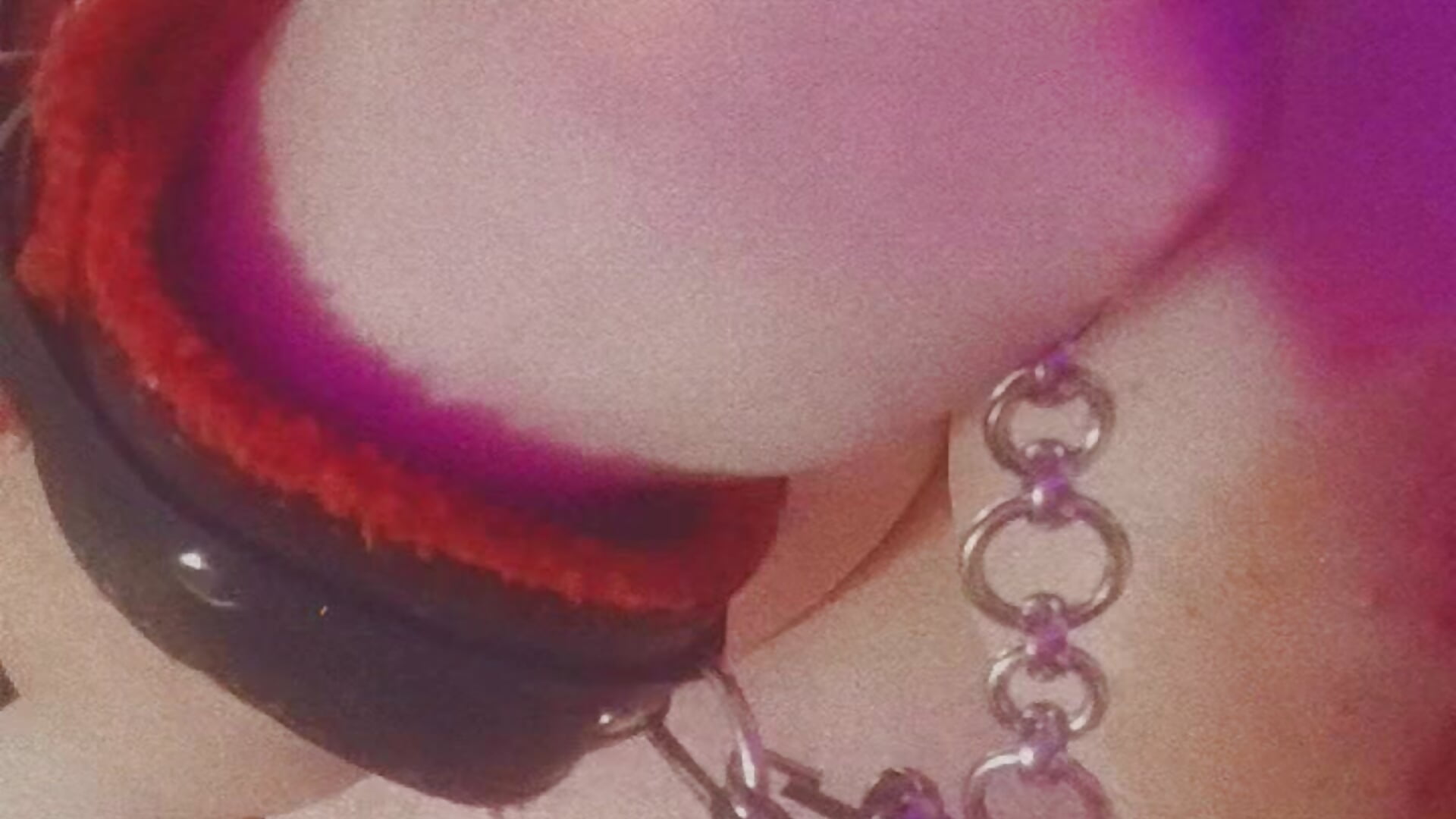 Crimson red - clip cu CrimsonQueen69 model videochat