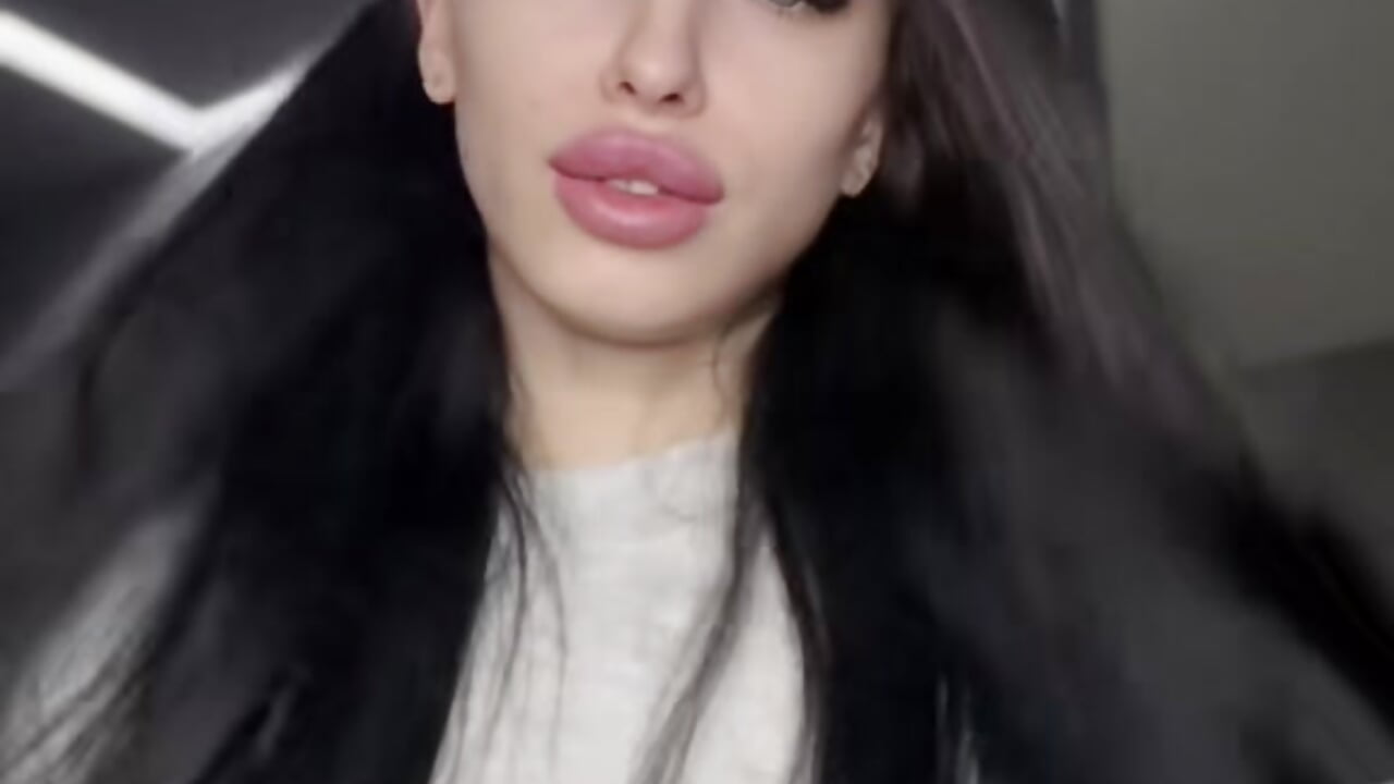 Sexy - video by Mlada68 cam model