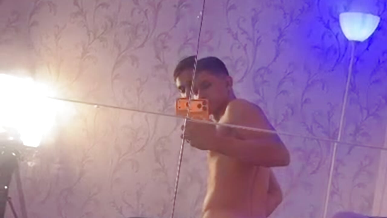 Missionary - vidéo du modèle de showcams Simon_Axe