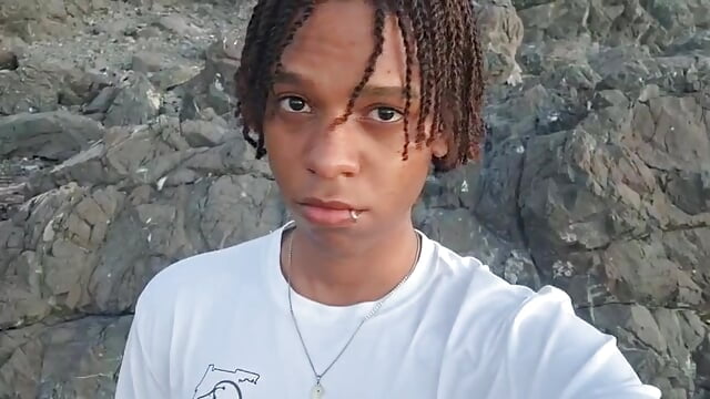 Listening to the advice of the sea! 💖 – video af luccas_lowee cam-model