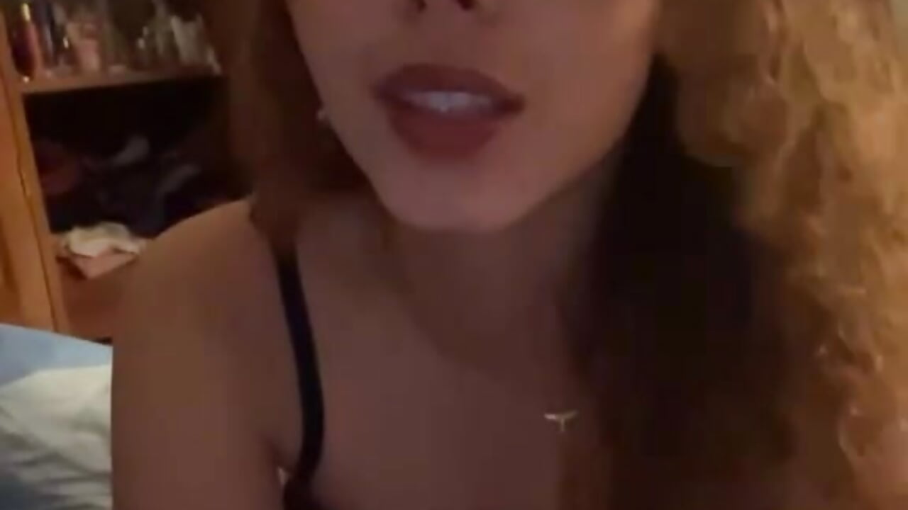 Isa💘 - video Isabelle_Noir kameramallilta