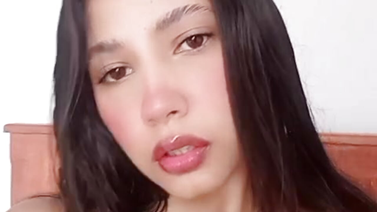 dulce y coqueta 😍❤️ – video modela na kameri amelia_coole1