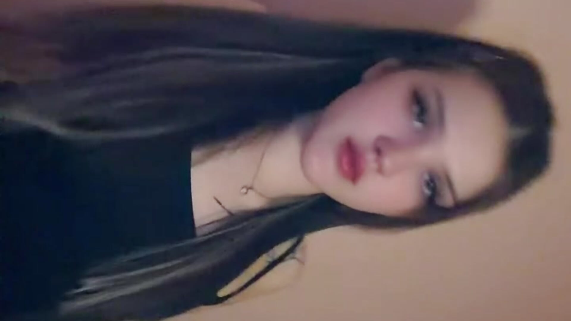Lipsync #2 - clip cu pinedell model videochat