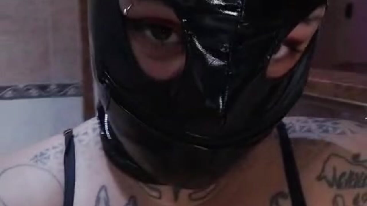 BDSM - video by Hippiehop- cam model