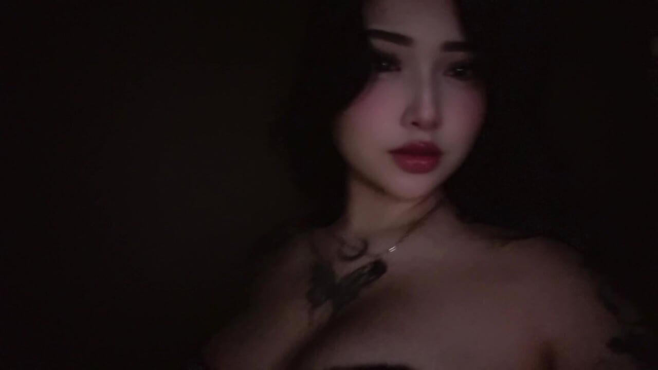 Only me – video modela na kameri Taelynn_