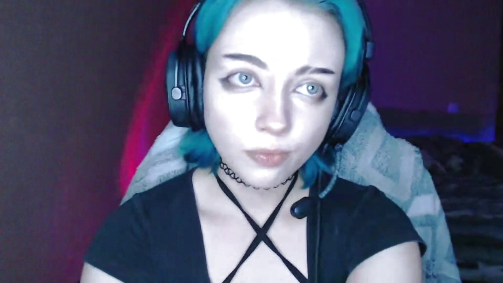 Eyes – video modela na kameri GabriellaLawrance