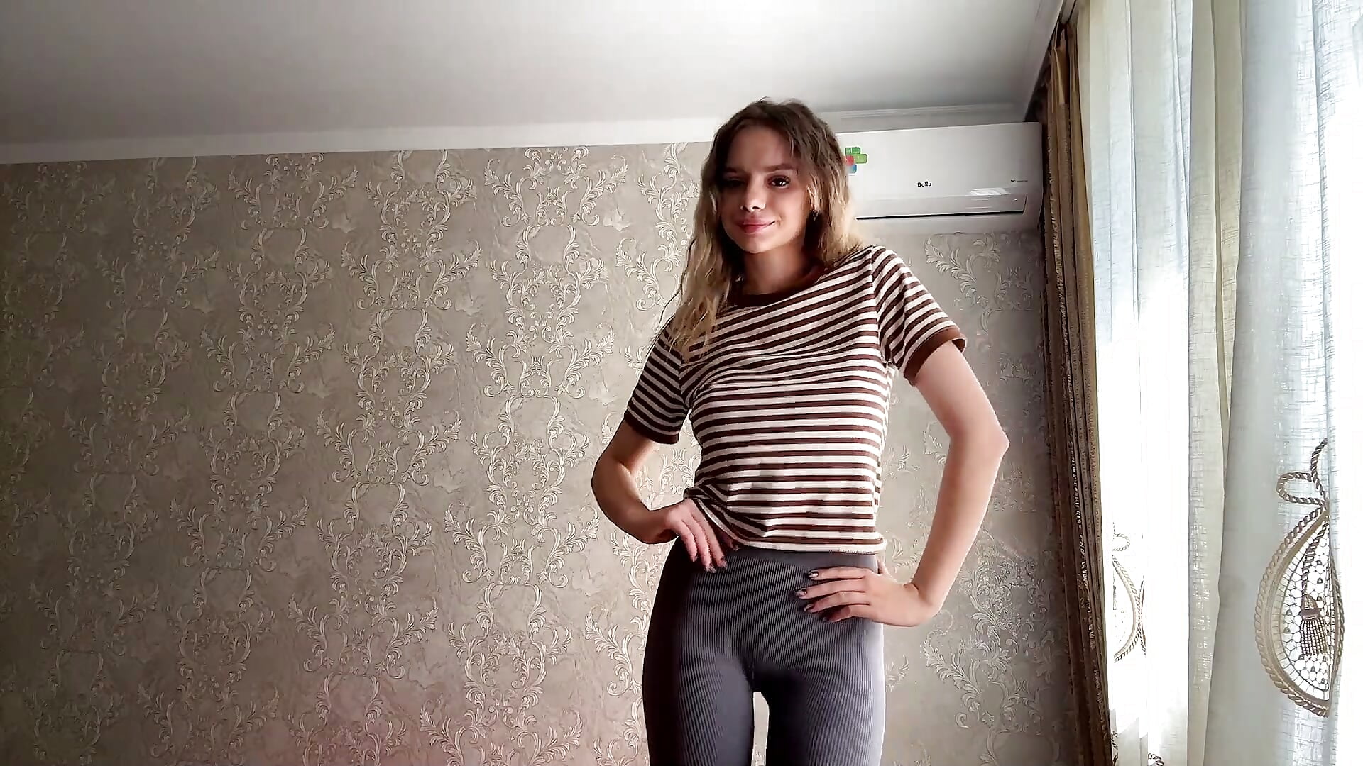 spiiiin - video di RethaBasich modella di cam