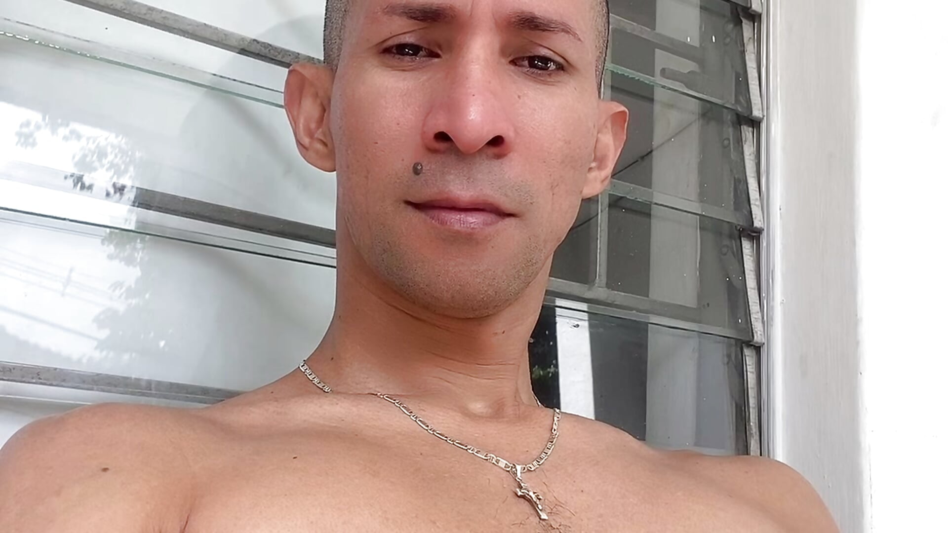 Yo jiji – video modela na kameri michael_close26