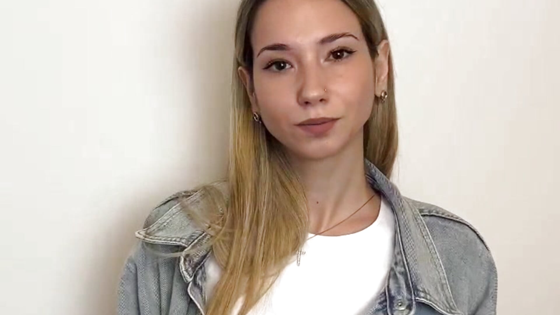 its me - video by NorineKannard cam model