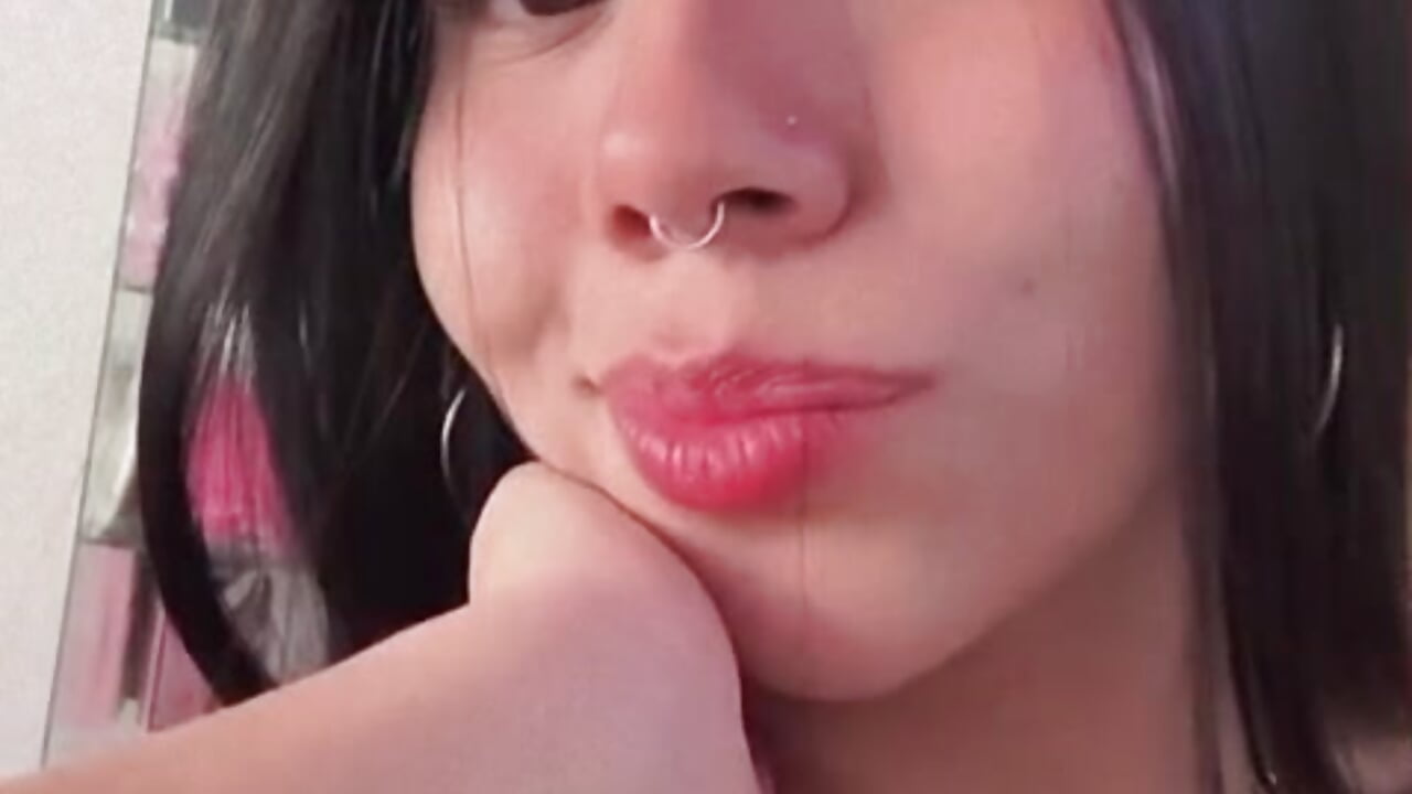 profile-intro-video-1786361971 – video af Zury_valucci cam-model