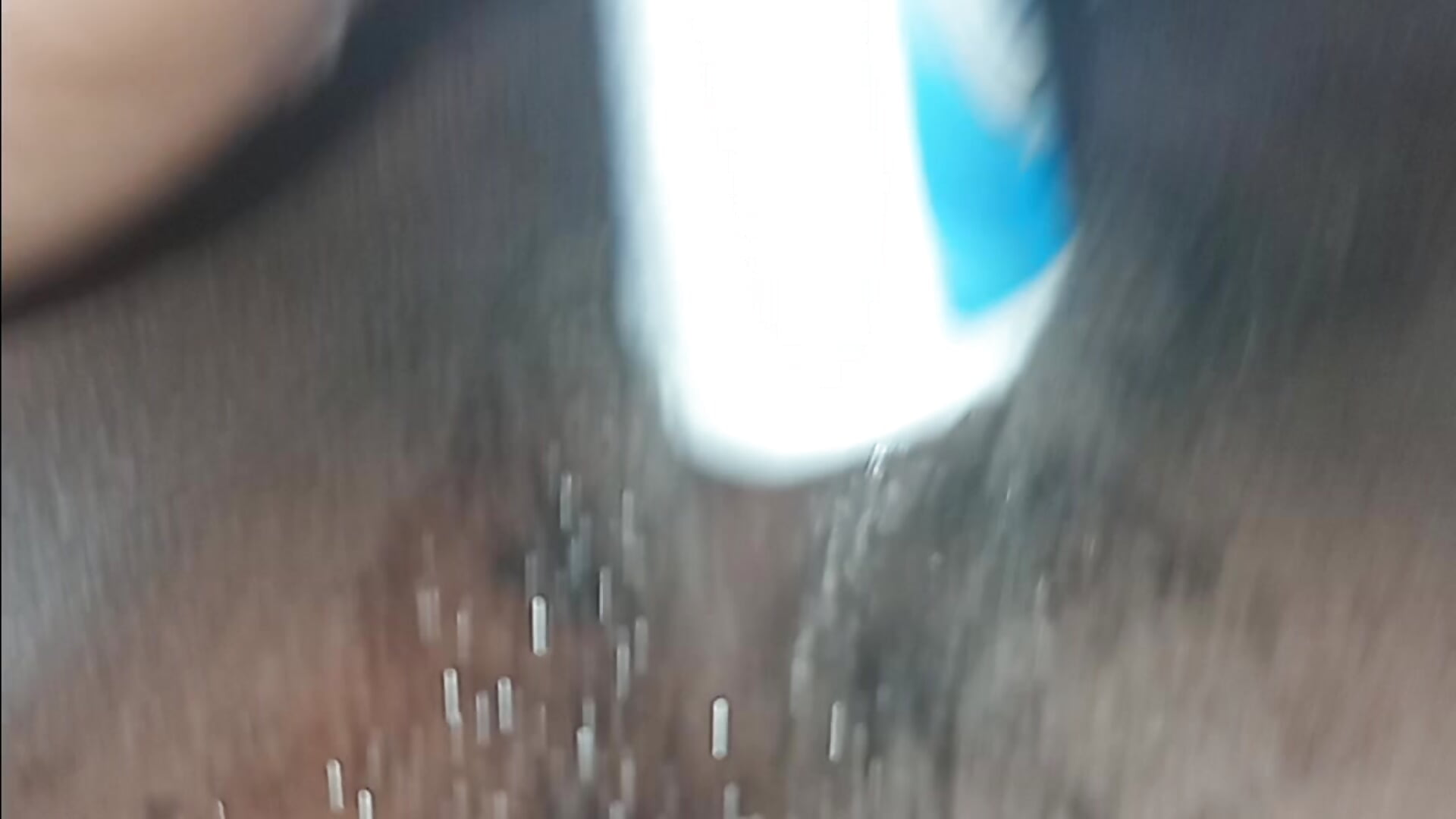 1000868839