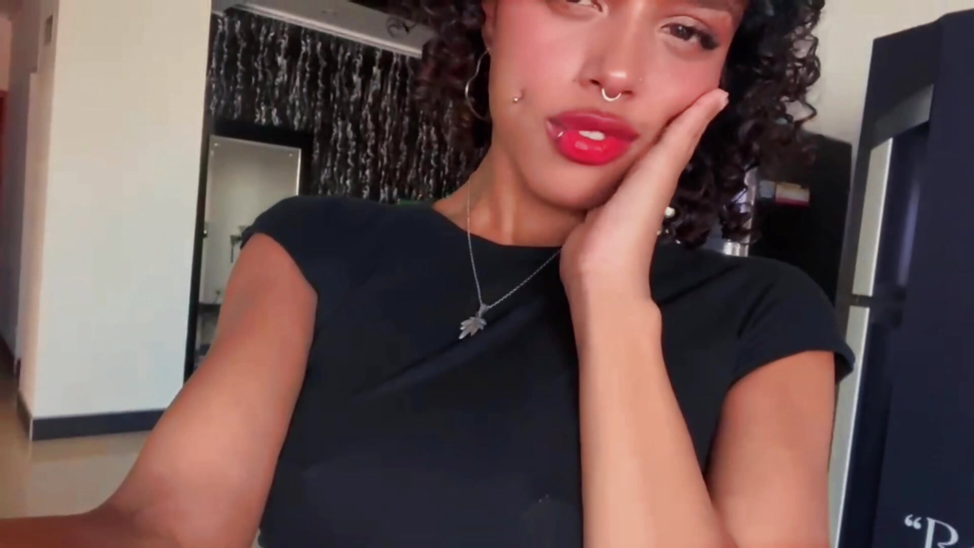 Lua Sahara (Ebony, latina,young) – video af Lua_sahara cam-model