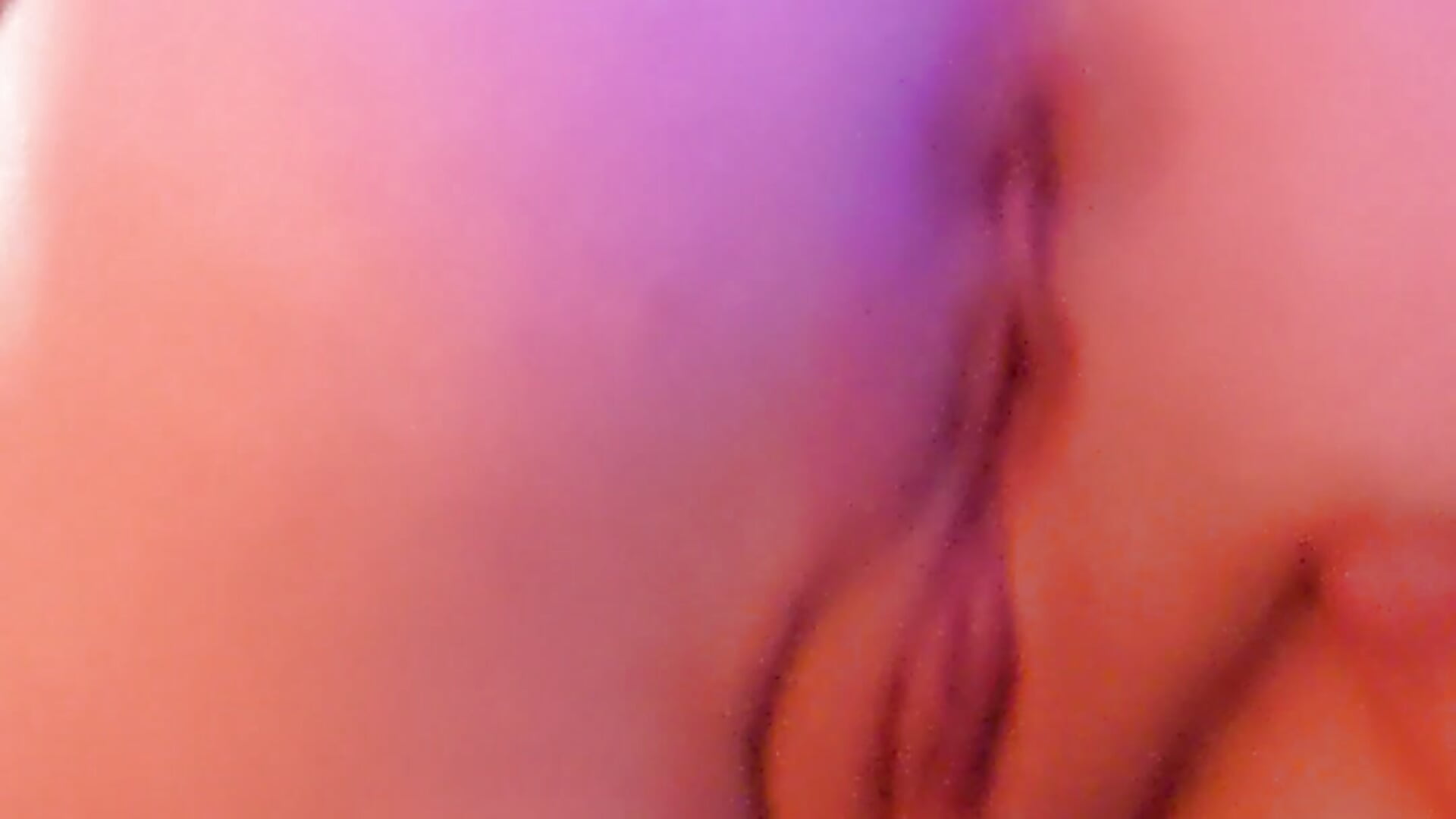 Feeling up my body close up [pussy + tits] - 視頻由 princess_tinyfeet 主播提供