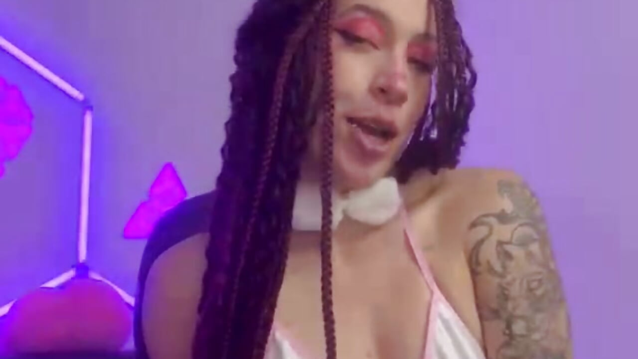 Sexy Rabbit – video modela na kameri milly_blonde