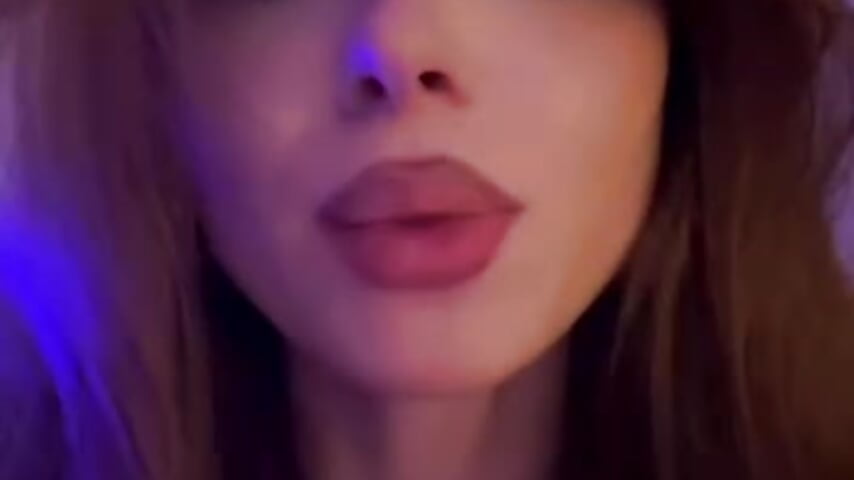 🤩 - clip cu WillaVeile model videochat