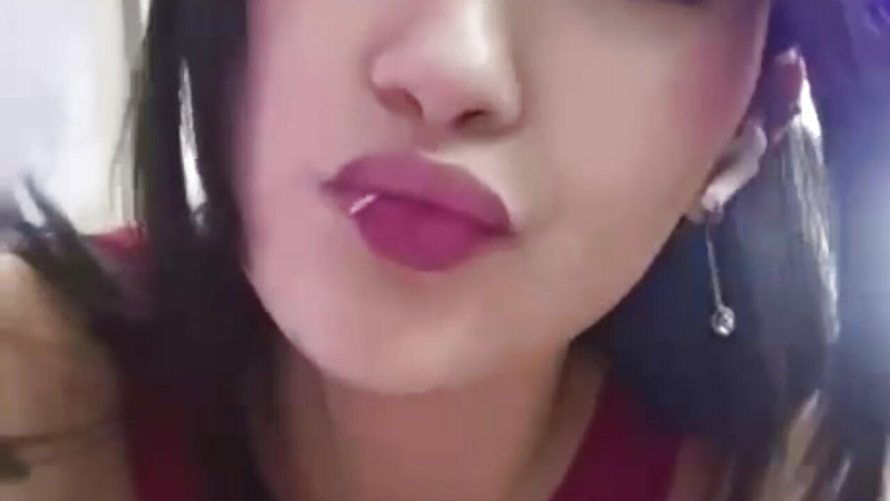 3ddfa326-8cc7-4641-8aed-cf4b41e8b611 - video by heyzel__ cam model