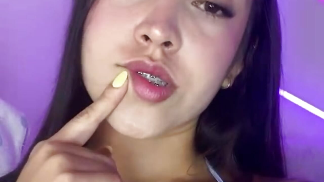 Free - video by M8a_adamsxxx
