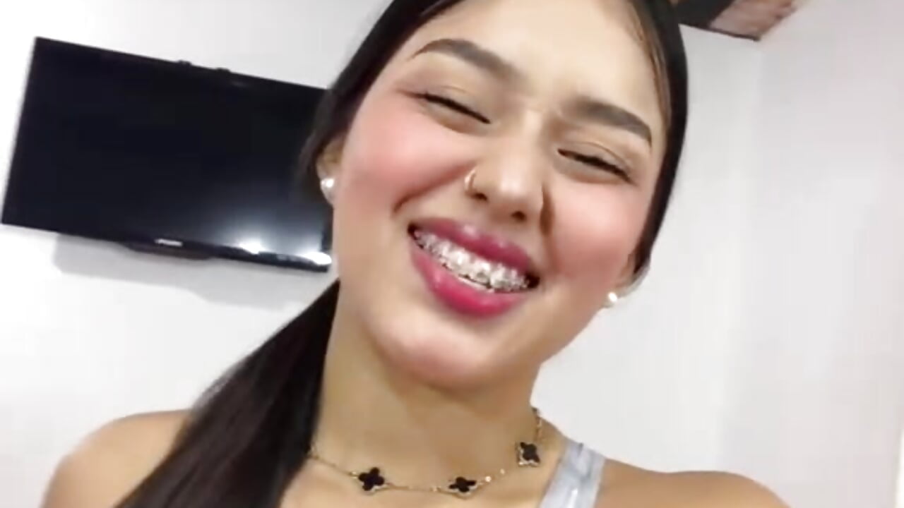 WhatsApp Video 2026-08-17 at 6,04,48 AM - Vídeo de BellaGaitan, modelo de vídeos