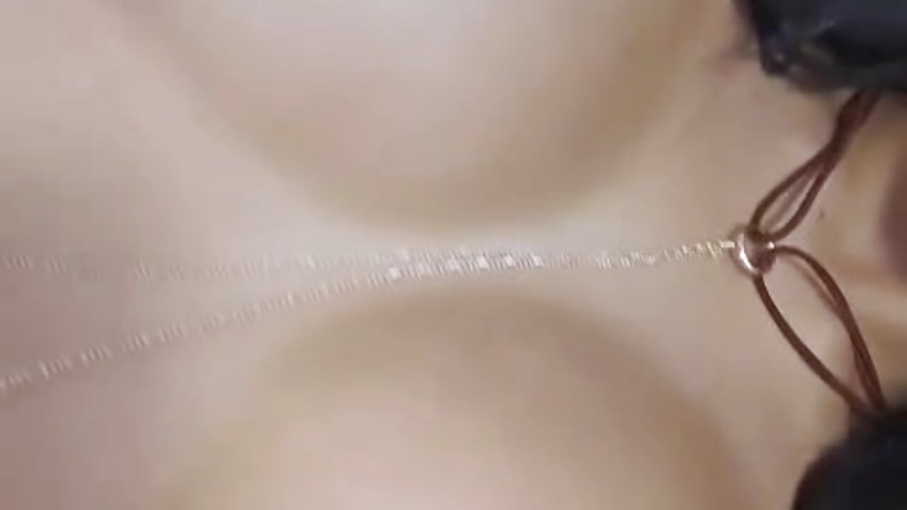 Come Closer...🥵😚 - video by Oops_Mila